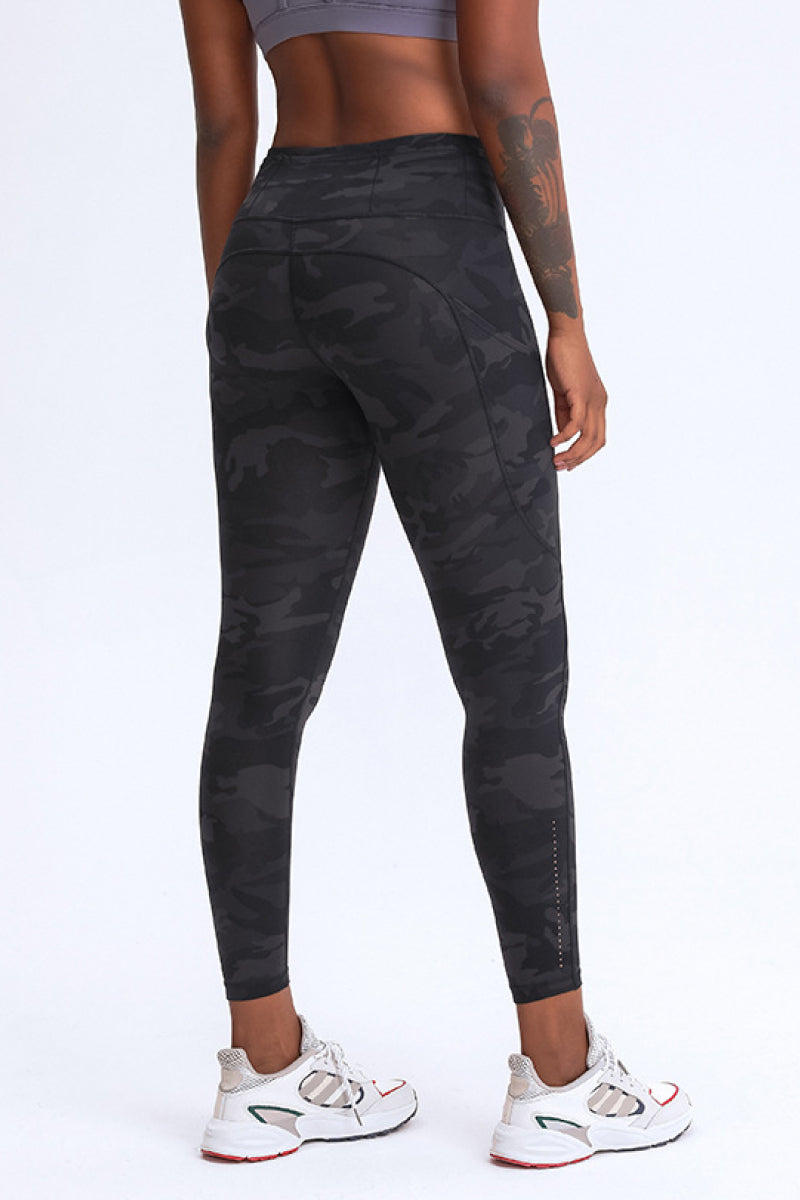 Thigh Pocket Active Leggings - DromedarShop.com Online Boutique