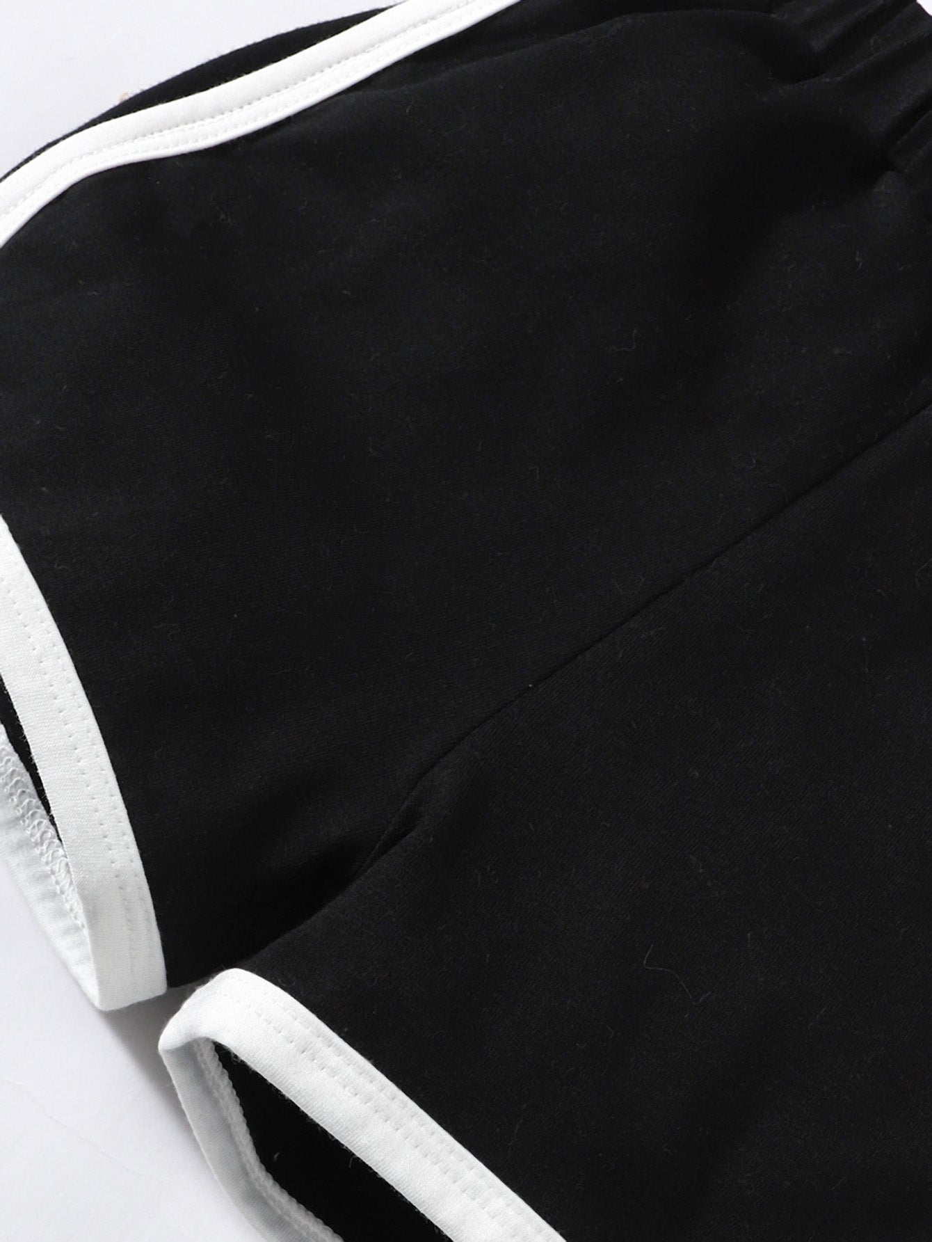 Kids Heart Print T-Shirt and Side Stripe Shorts Set - DromedarShop.com Online Boutique