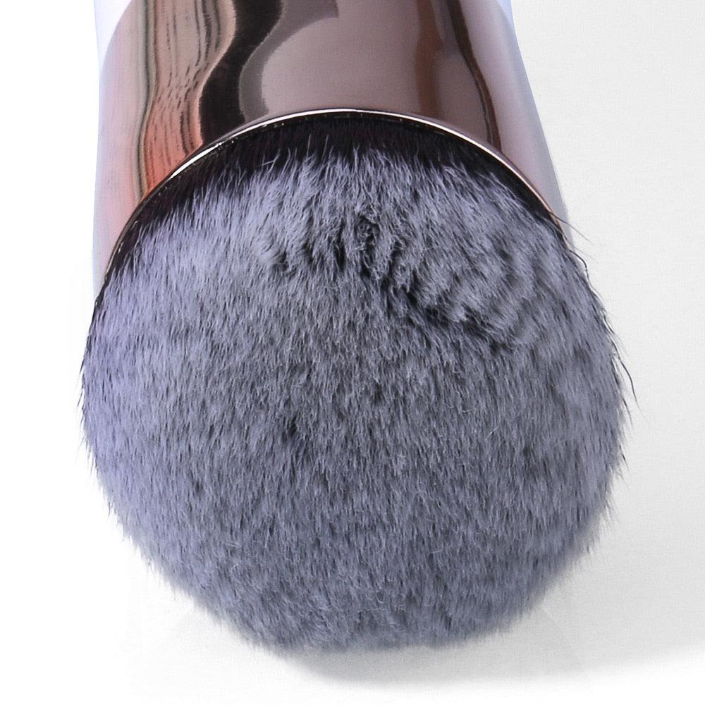 O.TWO.O Makeup Brush DromedarShop.com Online Boutique
