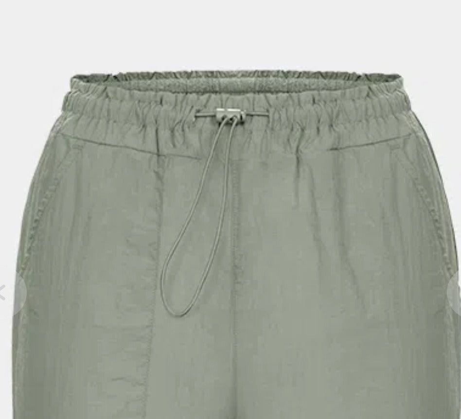 Women Outdoor Pants - DromedarShop.com Online Boutique
