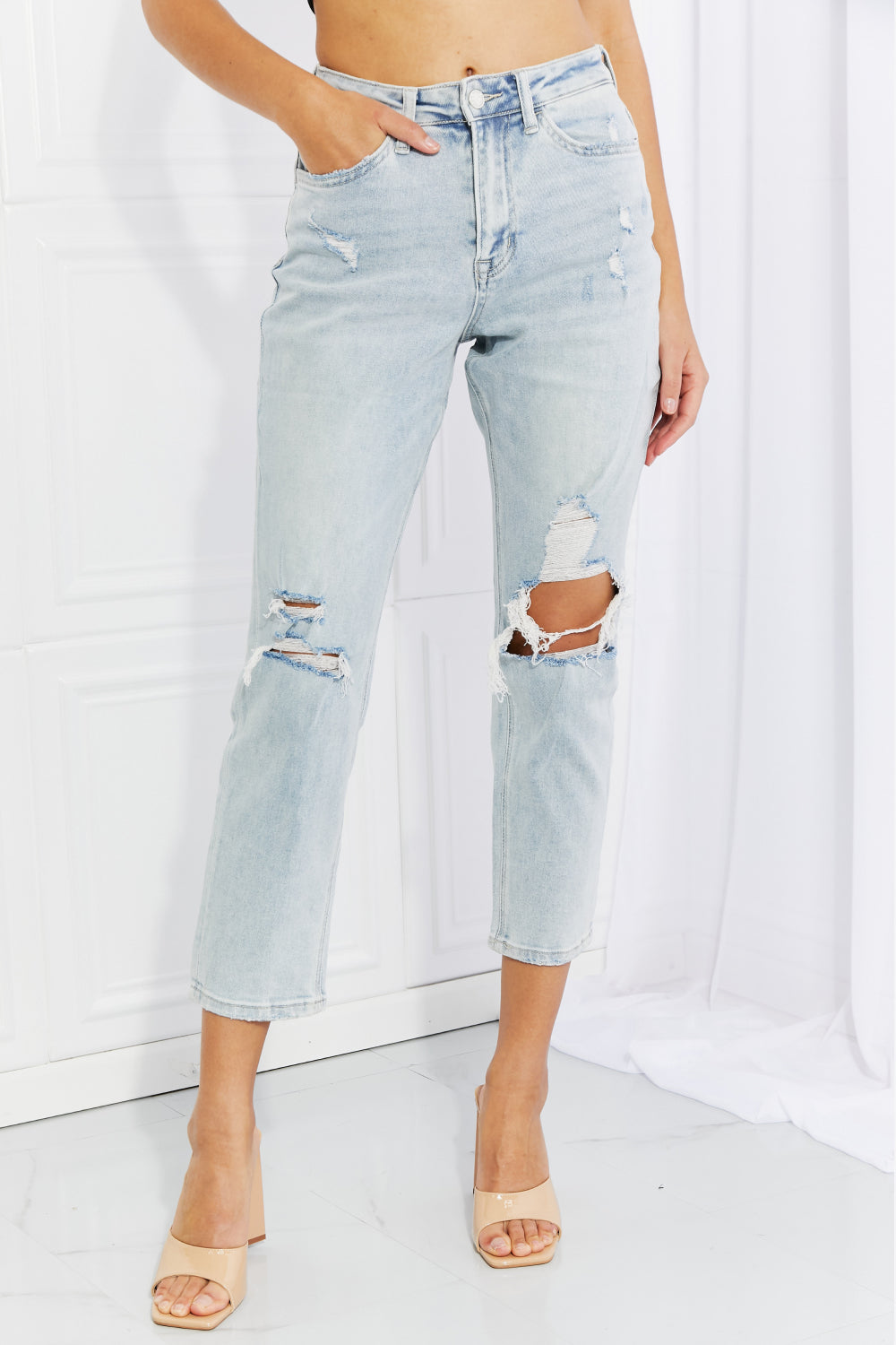 Vervet by Flying Monkey Stand Out Full Size Distressed Cropped Jeans - DromedarShop.com Online Boutique