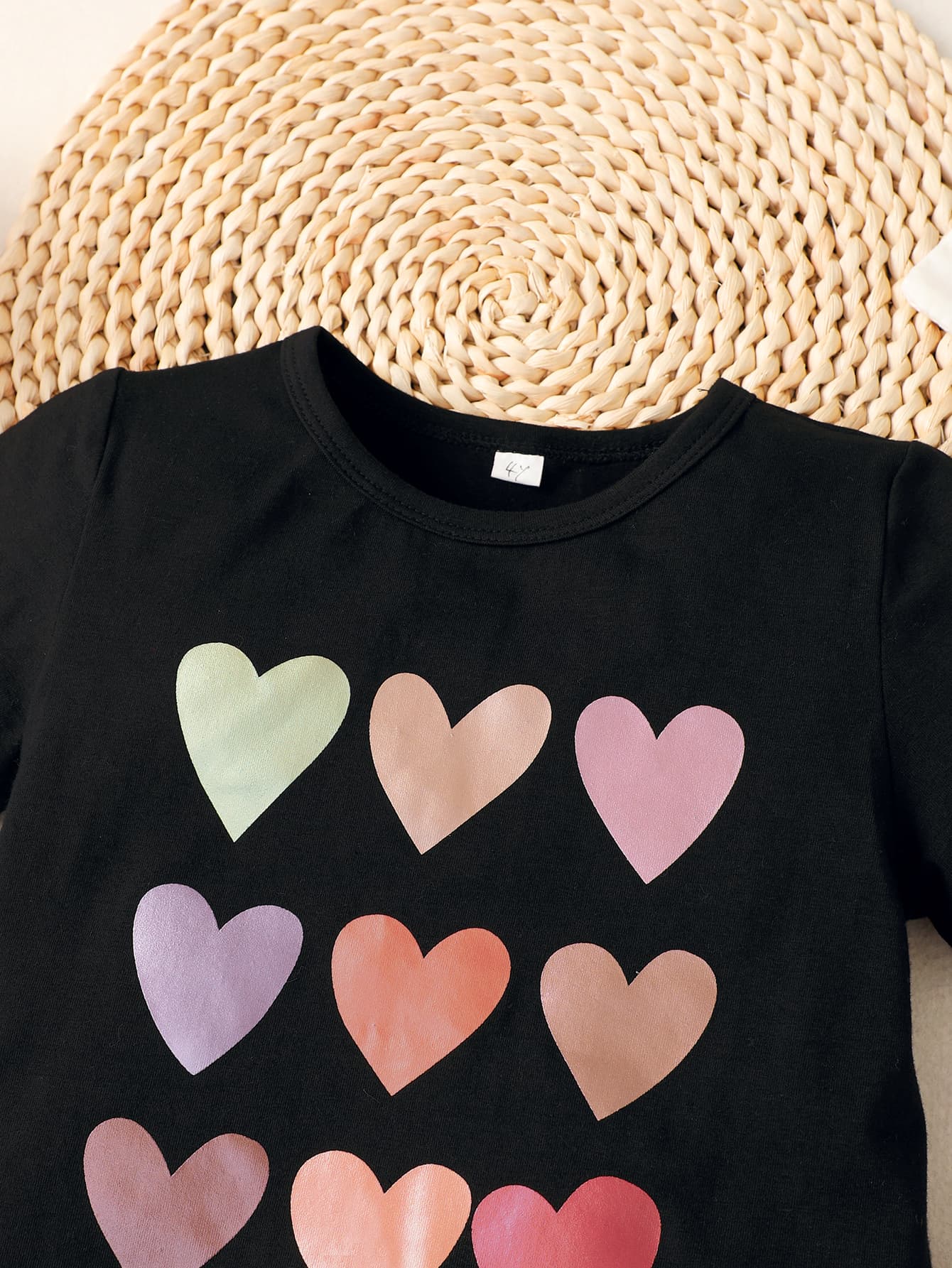 Girls Heart Print T-Shirt and Joggers Set - DromedarShop.com Online Boutique