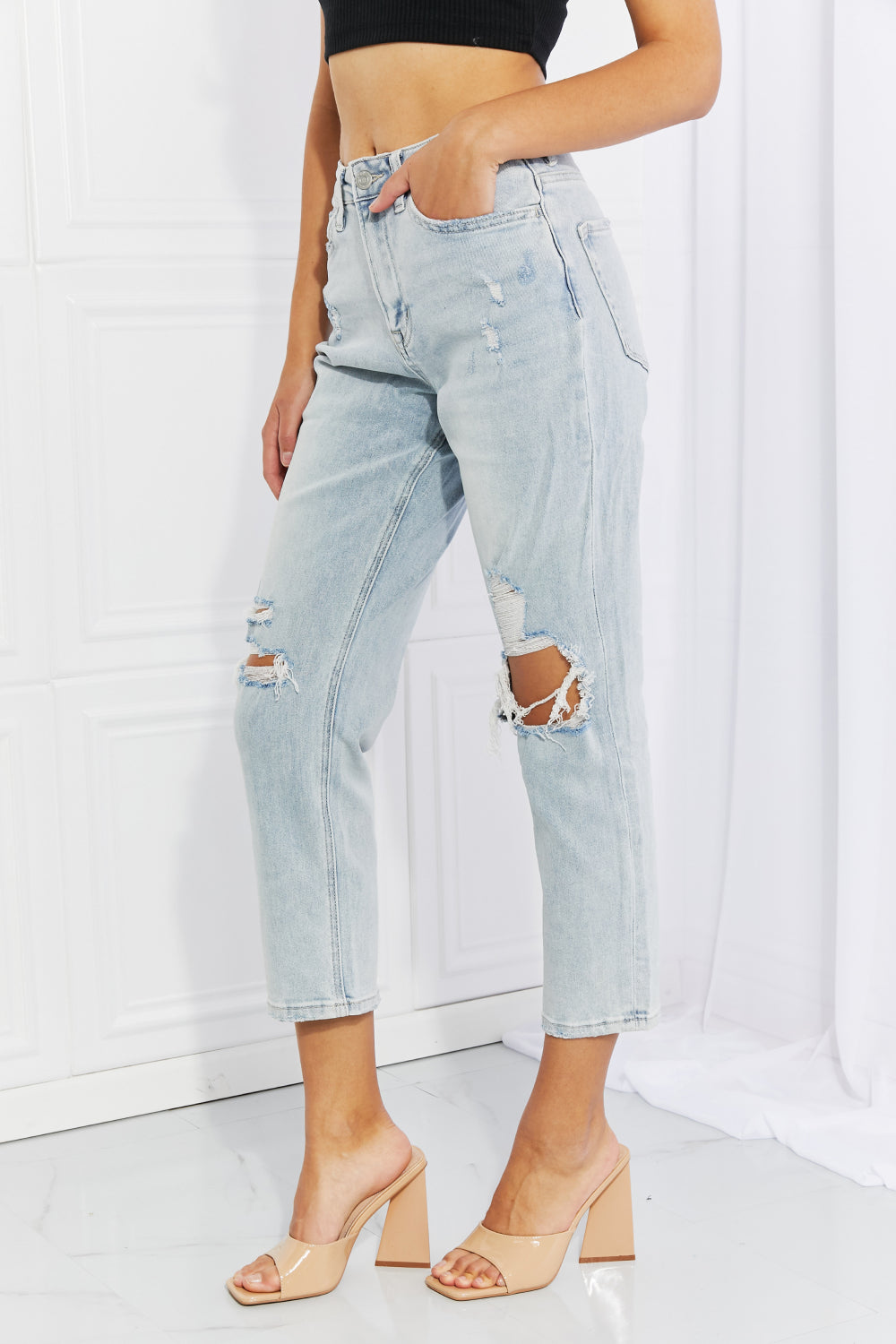 Vervet by Flying Monkey Stand Out Full Size Distressed Cropped Jeans - DromedarShop.com Online Boutique