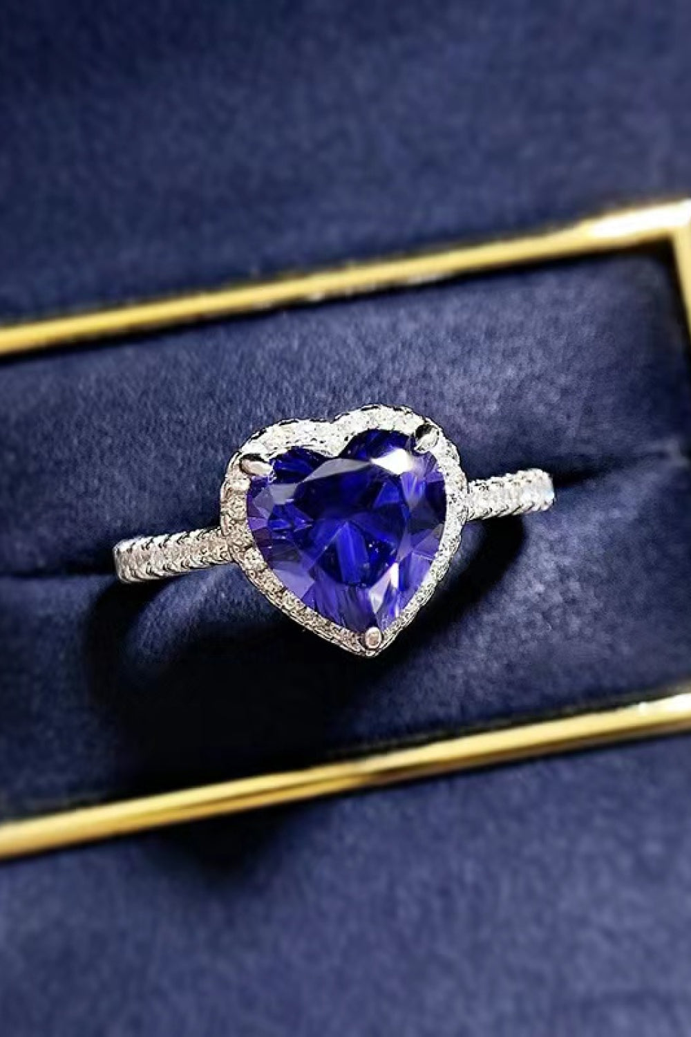 2 Carat Moissanite Heart-Shaped Side Stone Ring - DromedarShop.com Online Boutique