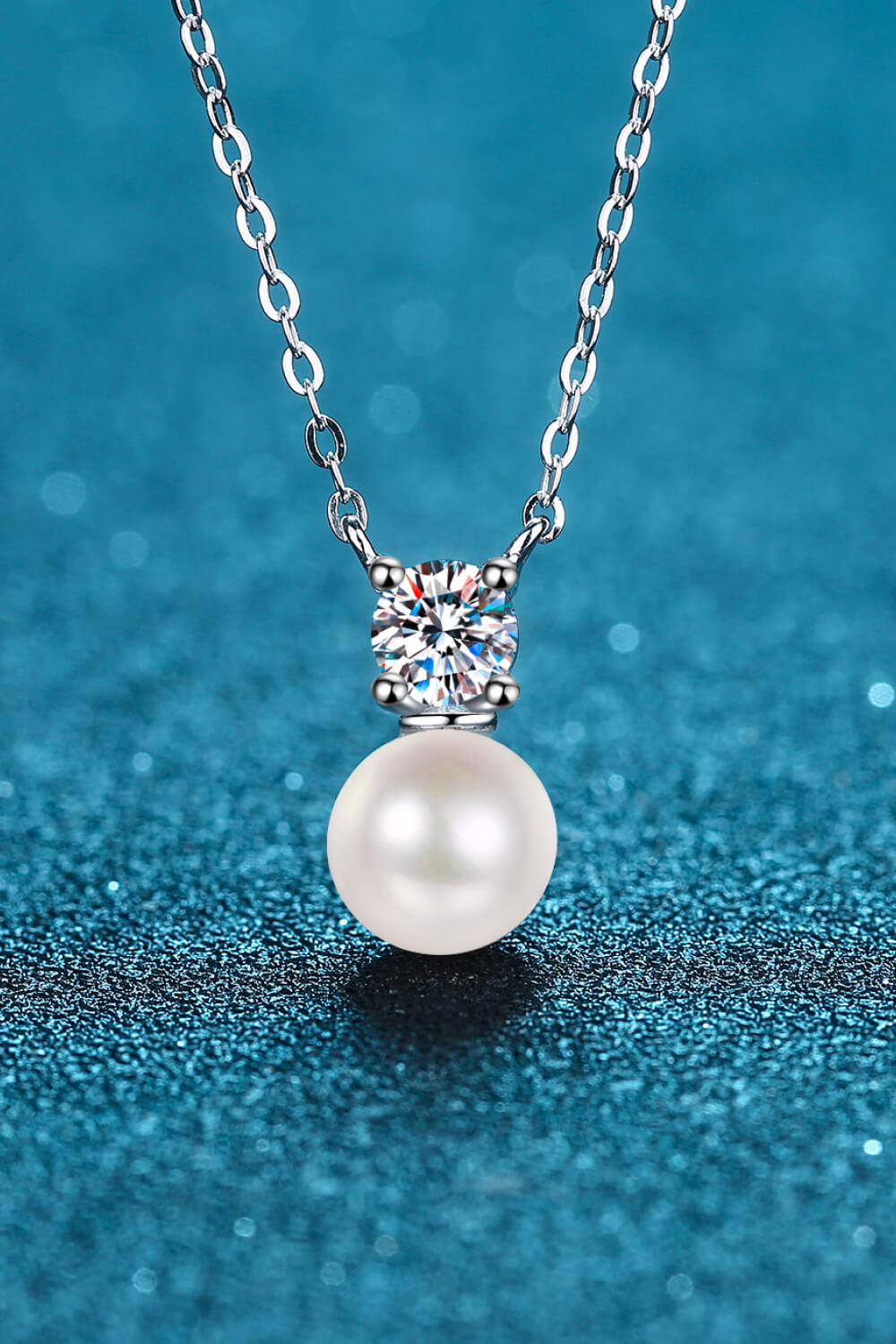 925 Sterling Silver Freshwater Pearl Moissanite Necklace - DromedarShop.com Online Boutique