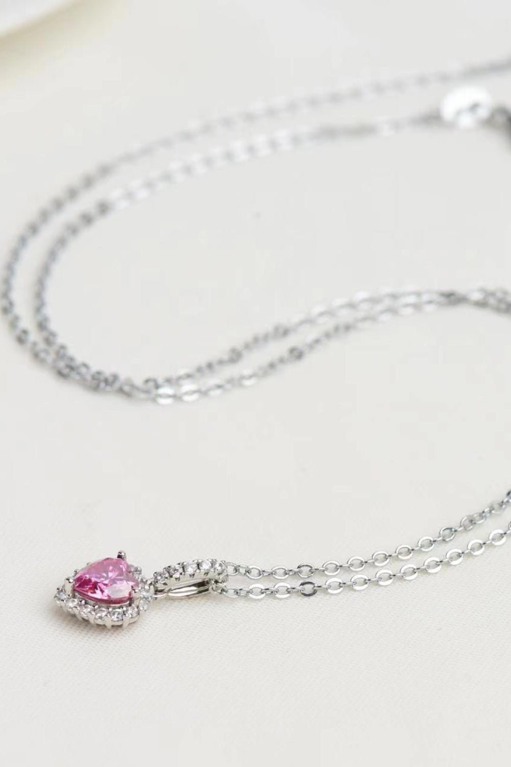 1 Carat Moissanite Heart Pendant Necklace - DromedarShop.com Online Boutique