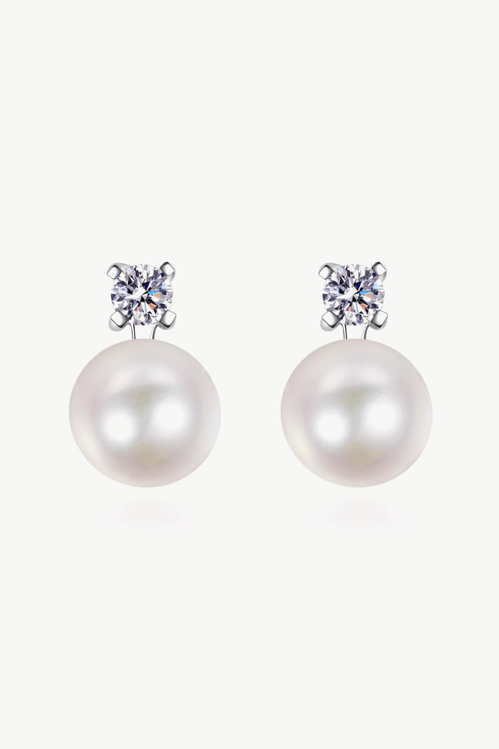 Moissanite Pearl Stud Earrings - DromedarShop.com Online Boutique