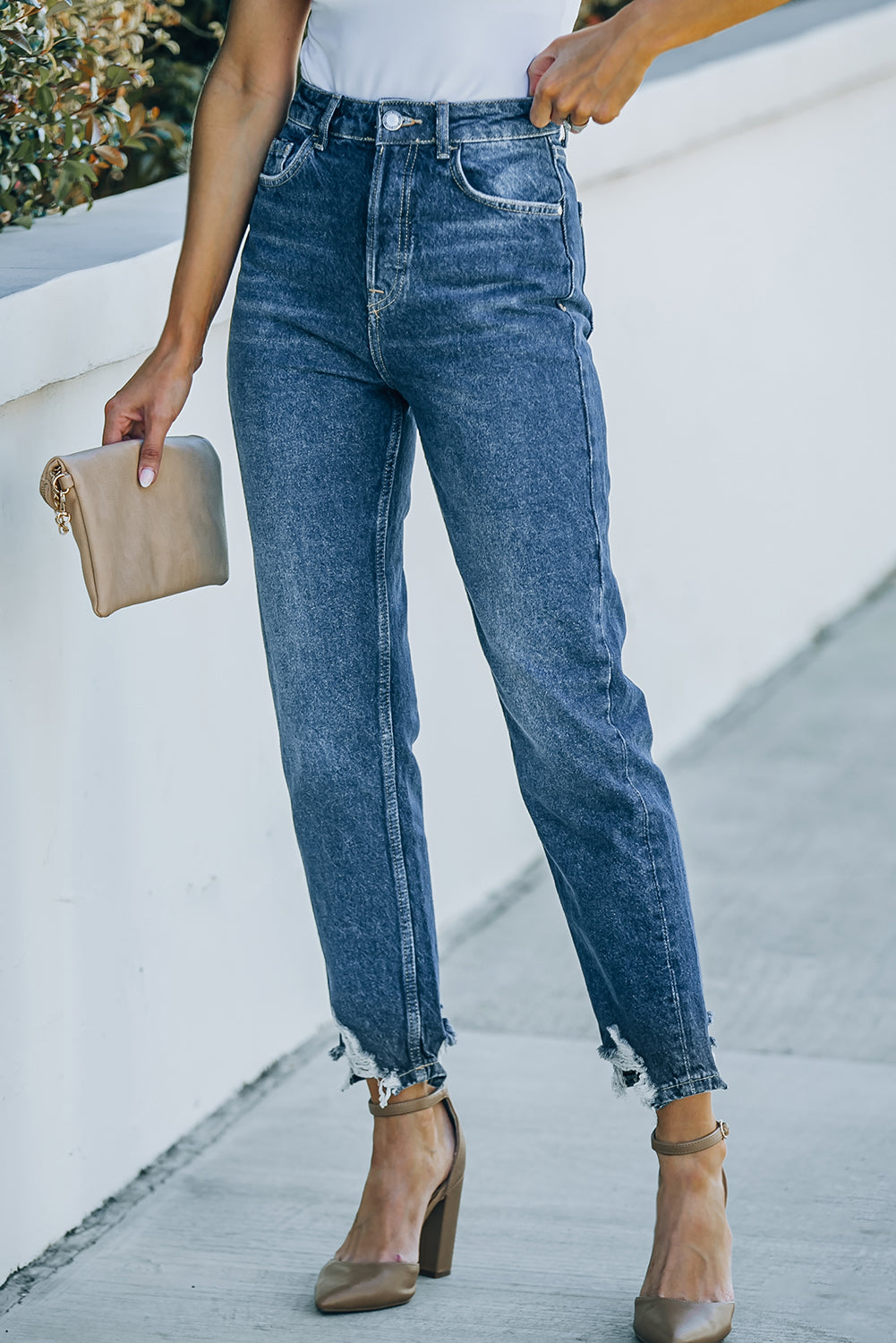 Ripped Ankle Straight Jeans with Pockets - DromedarShop.com Online Boutique