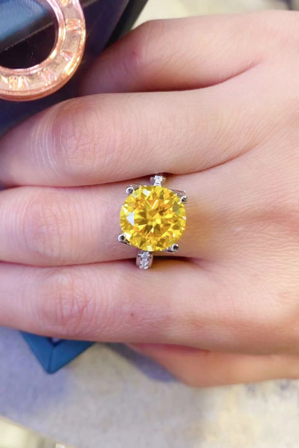 5 Carat Moissanite 925 Sterling Silver Ring in Banana Yellow - DromedarShop.com Online Boutique