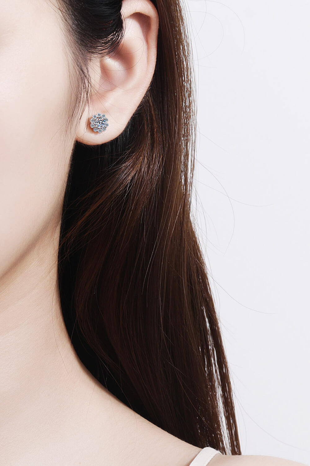 Moissanite Floral-Shaped Stud Earrings - DromedarShop.com Online Boutique