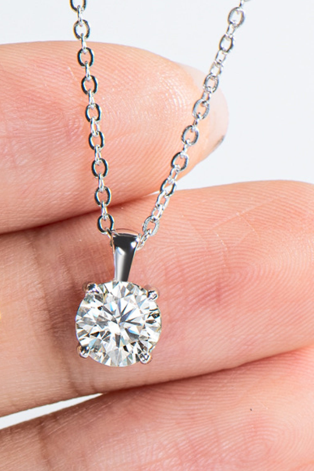 925 Sterling Silver 1 Carat Moissanite Chain-Link Necklace - DromedarShop.com Online Boutique
