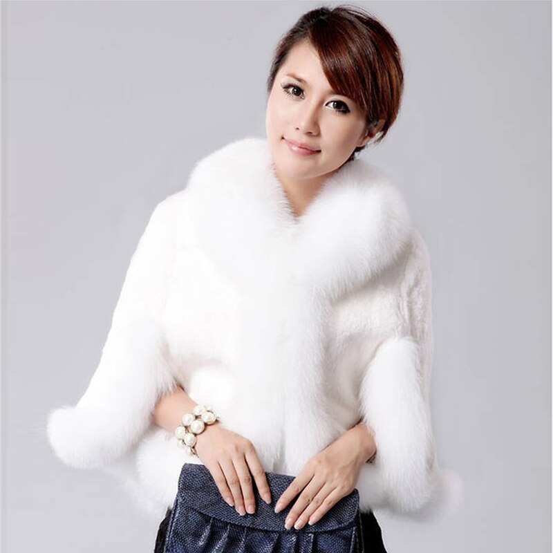 Women's short elegant coat DromedarShop.com Online Boutique