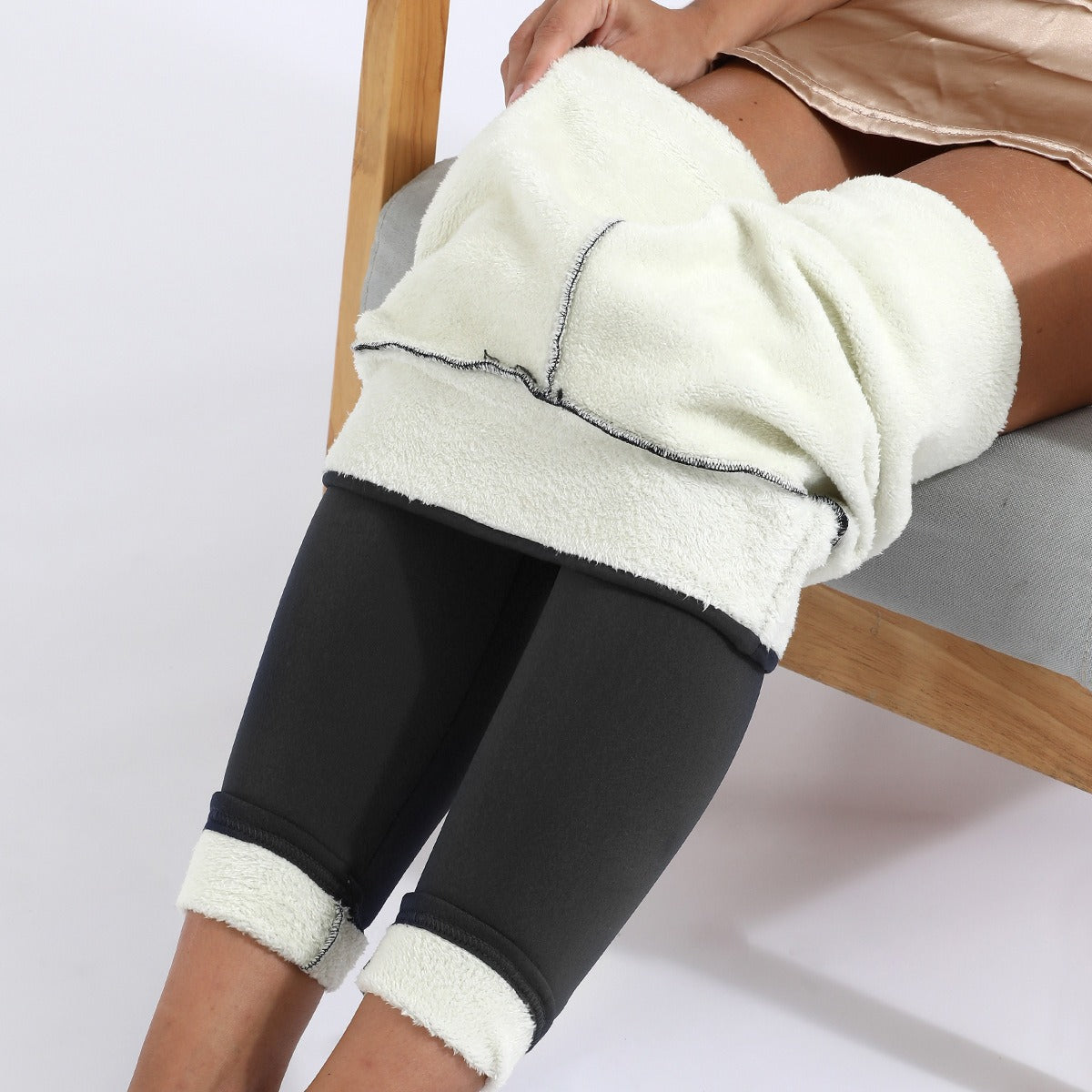 Large Size Plus Velvet Tight Thermal Pants - DromedarShop.com Online Boutique