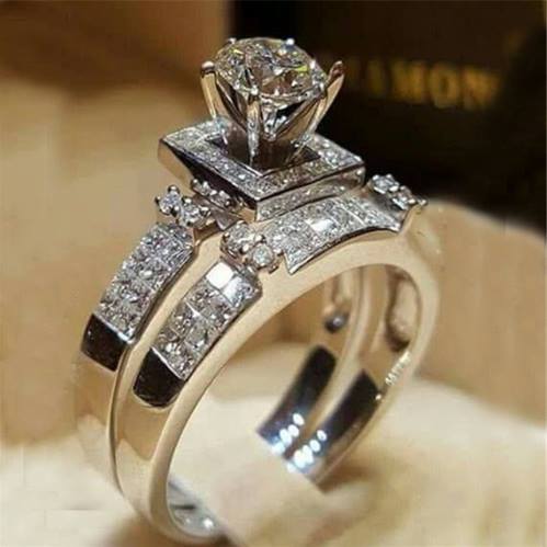 Elegant Wedding Engagement Rings Set DromedarShop.com Online Boutique