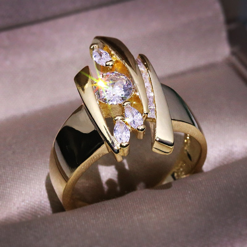 Luxury Special Geometric Zircon Wedding Ring DromedarShop.com Online Boutique