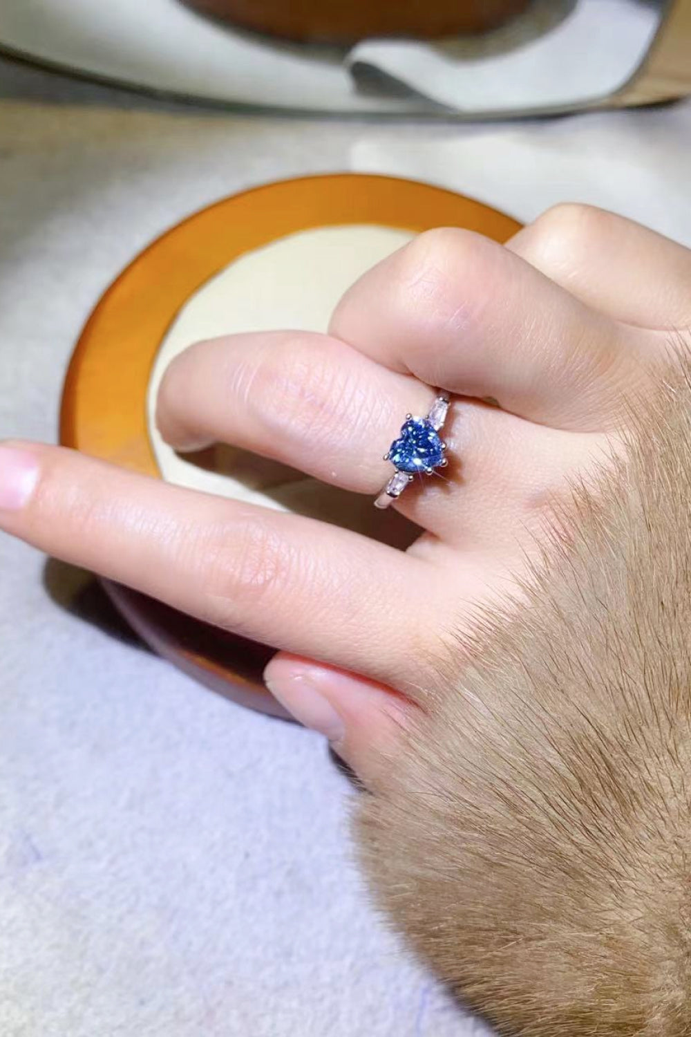1 Carat Moissanite Heart-Shaped Platinum-Plated Ring in Blue - DromedarShop.com Online Boutique