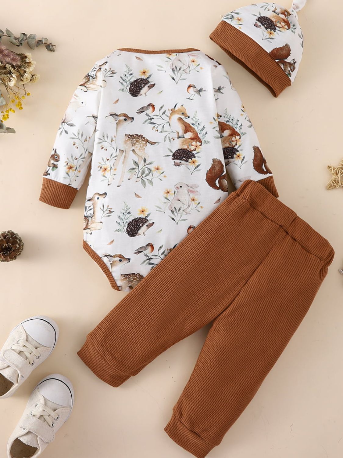 Baby Printed Bodysuit and Waffle-Knit Joggers Set - DromedarShop.com Online Boutique