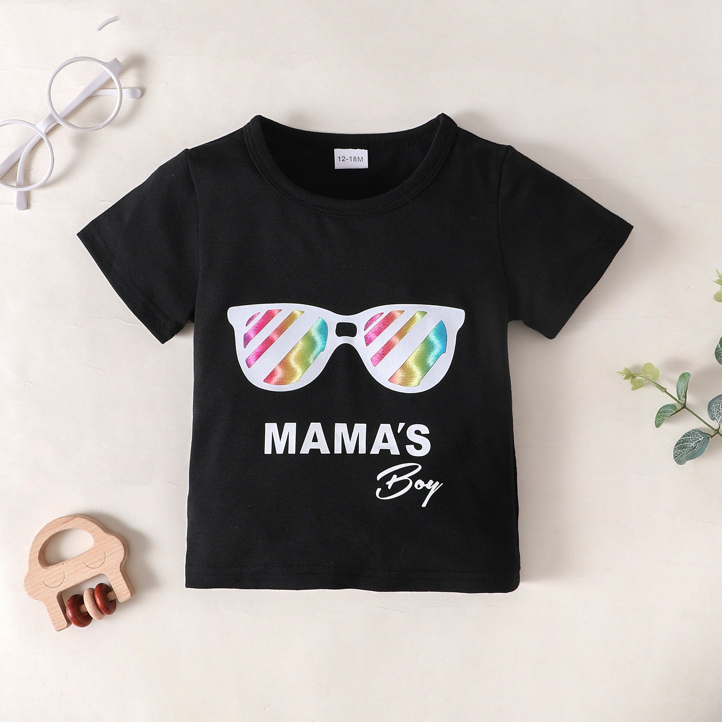 MAMA'S BOY Graphic T-Shirt and Camouflage Shorts Set - DromedarShop.com Online Boutique