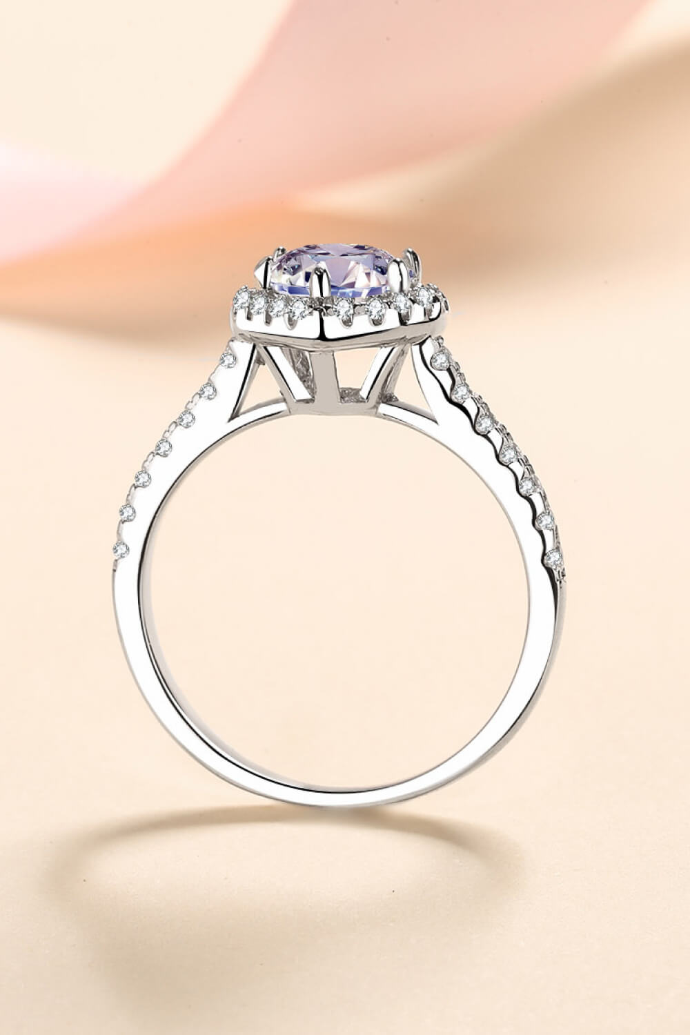 1 Carat Moissanite Heart-Shaped Ring - DromedarShop.com Online Boutique