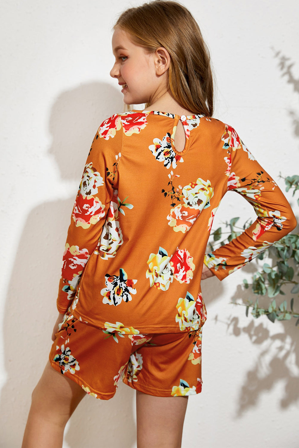 Girls Floral Long Sleeve Top and Shorts Set - DromedarShop.com Online Boutique