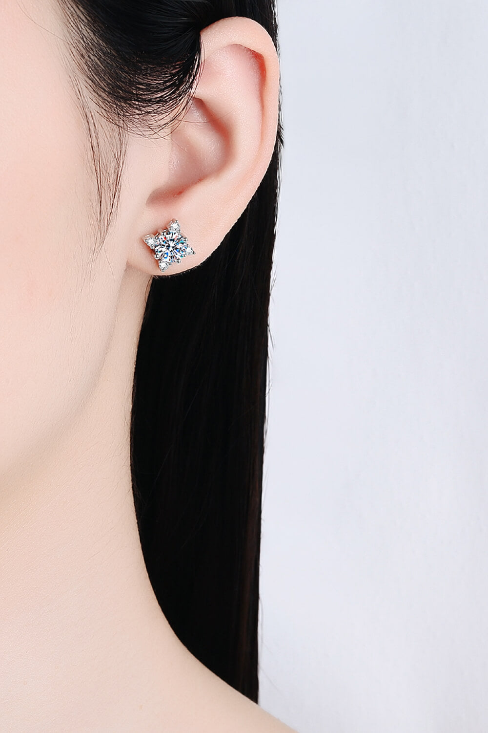 Four Leaf Clover 2 Carat Moissanite Stud Earrings - DromedarShop.com Online Boutique