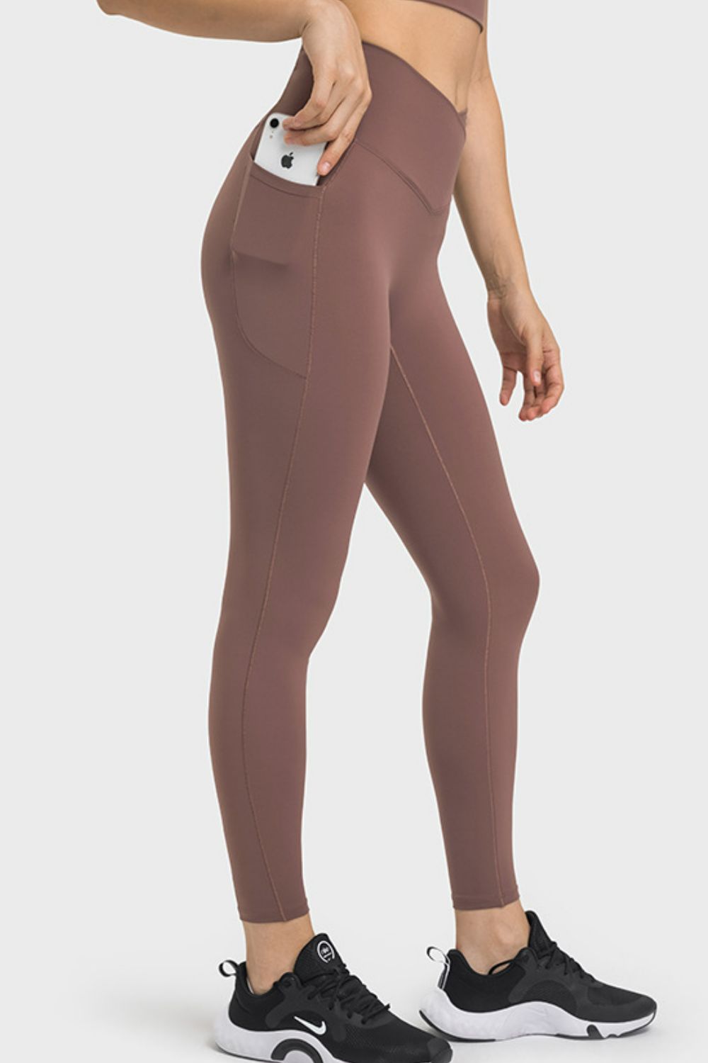 V-Waist Yoga Leggings with Pockets - DromedarShop.com Online Boutique